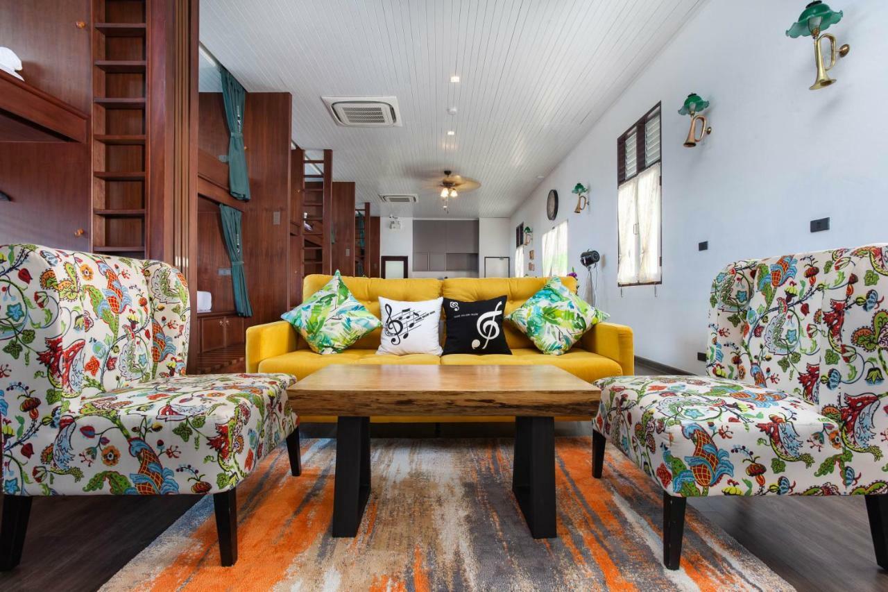 Sound Gallery House - Sha Plus Phuket Exterior photo